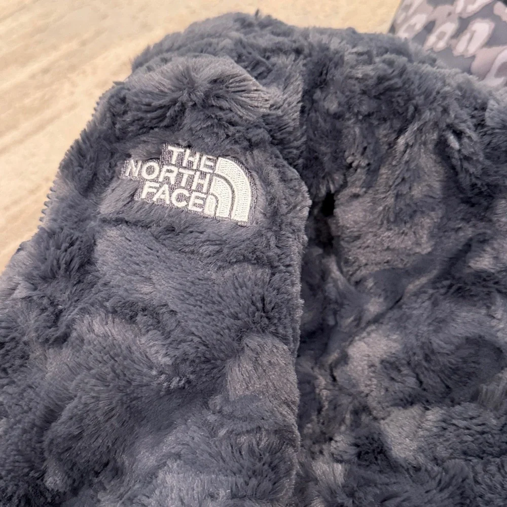 The North Face Girls Reversible Mossbud Leopard Fur Lined Winter jacket size L‎